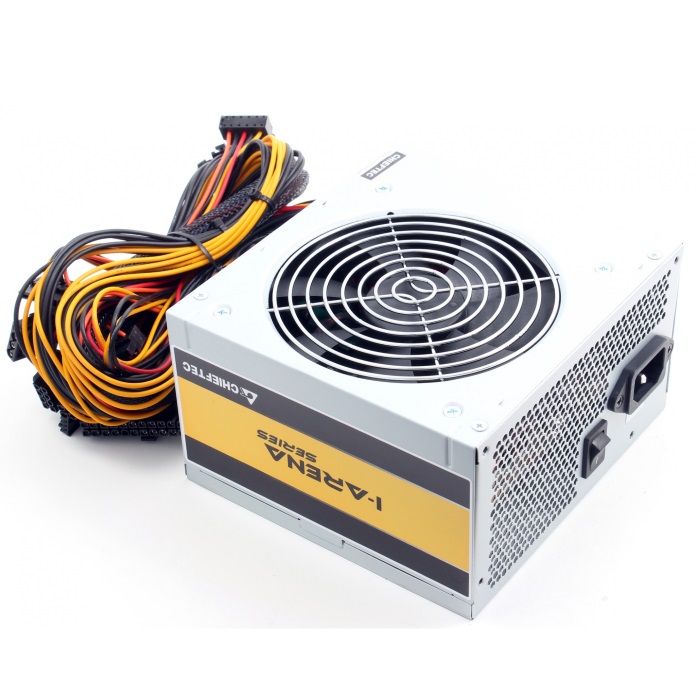 Блок питания Chieftec PSU GPA-550S 550W ATX2.3 APFC Bulk 12cm Fan Active PFC 20+4p; 4p; 6+2p; 2xSATA; 2*Molex+FDD